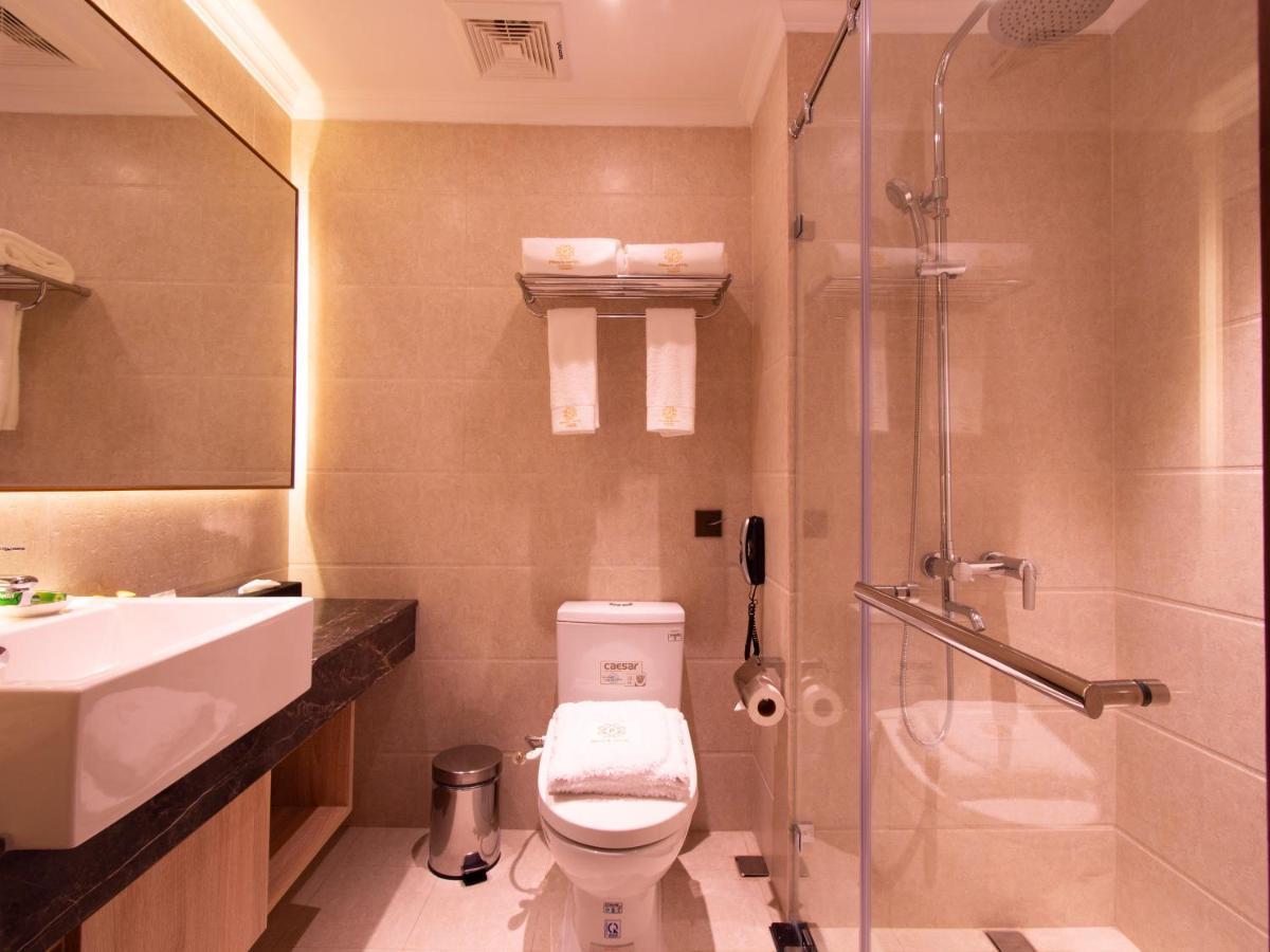 Prince Hotel Янгон Екстер'єр фото