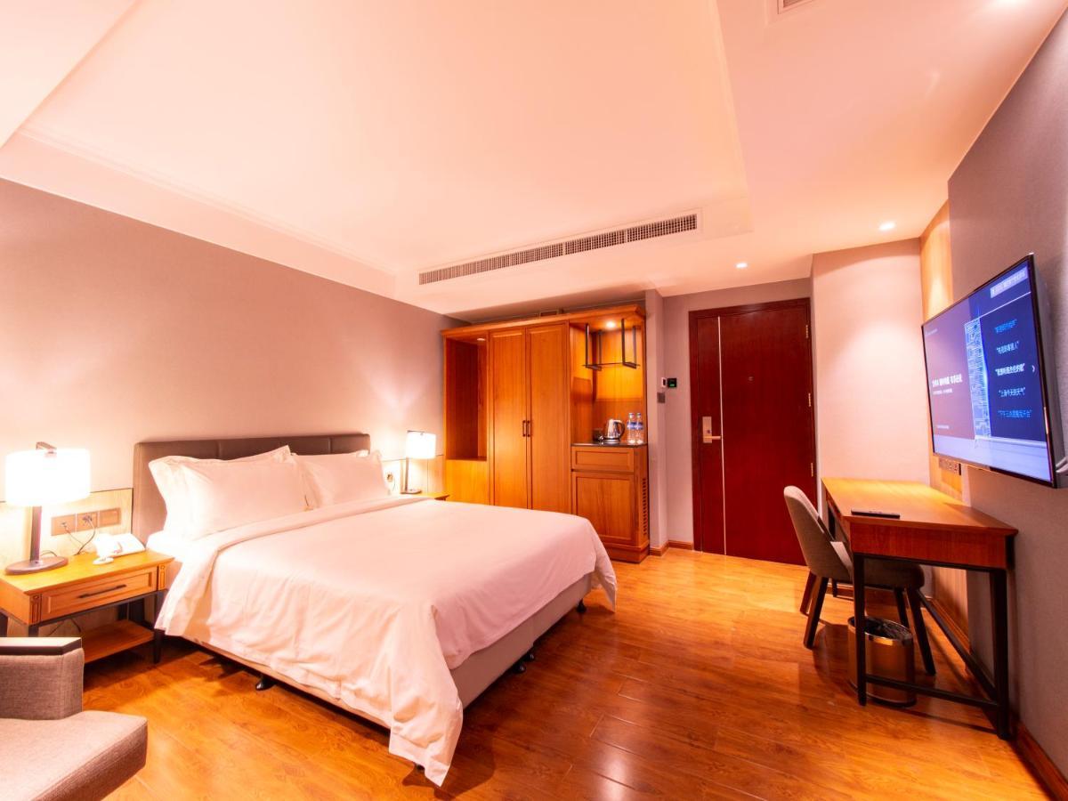 Prince Hotel Янгон Екстер'єр фото